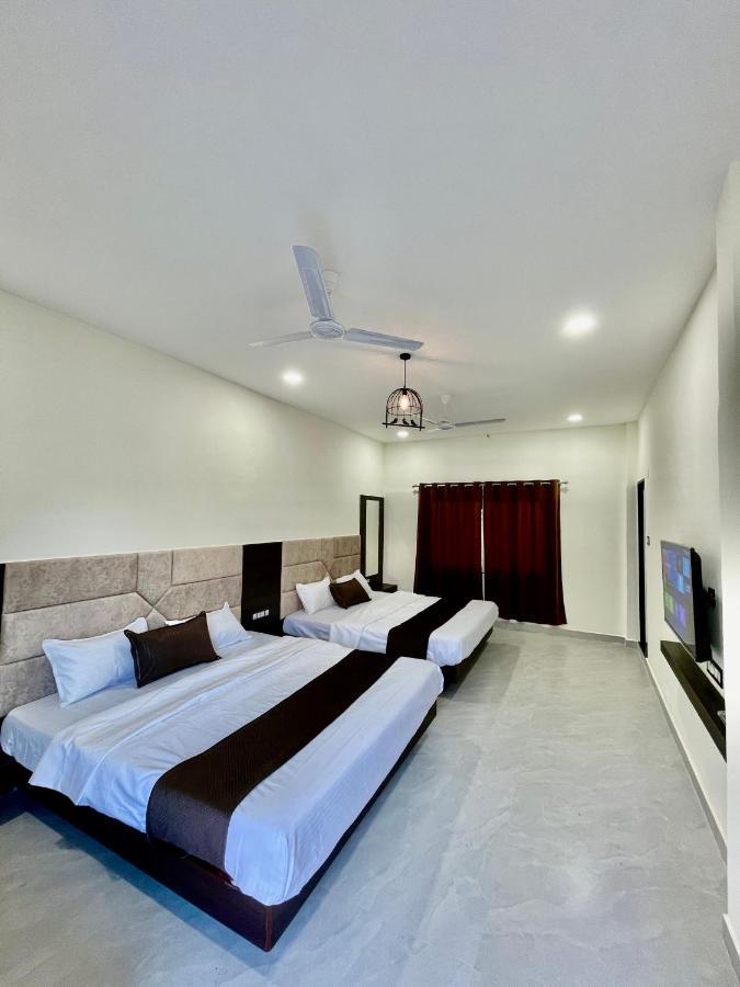 Tekri Farms And Retreat Hotel Ujjain Exterior photo
